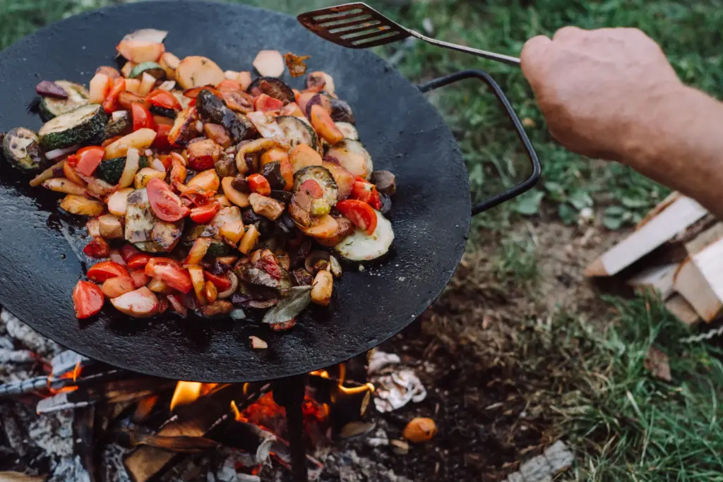 When considering camping lunch ideas, sometimes you crave something warm and hearty to refuel after a morning of outdoor activities